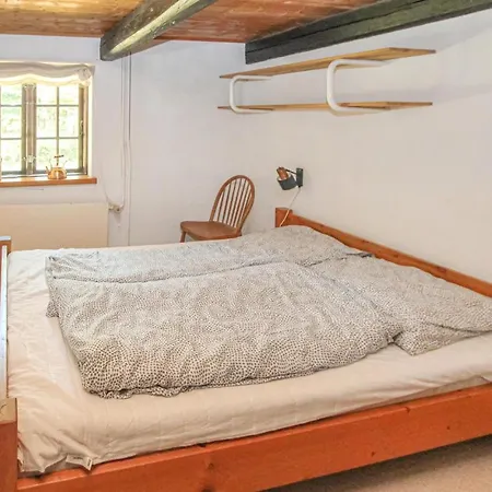 4 Bedroom Beautiful In Samso Casa de Férias *